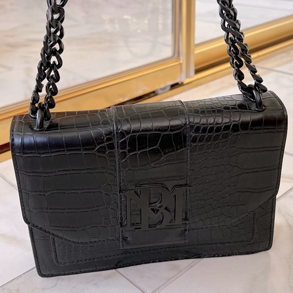 Badgley Mischka Faux Leather Crossbody Shoulder bag crocodile look chain handle